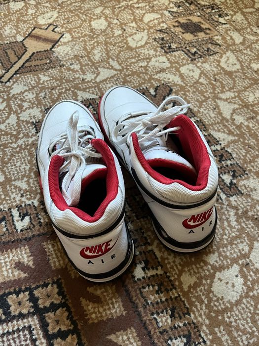 vand snickersi/adidasi nike air