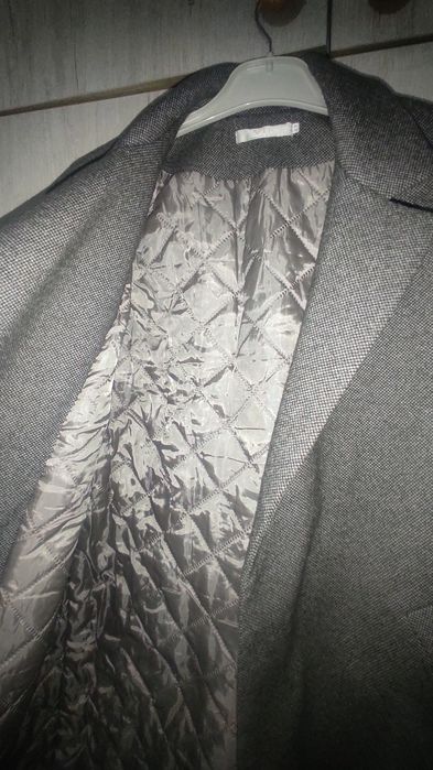 Продаётся пальто