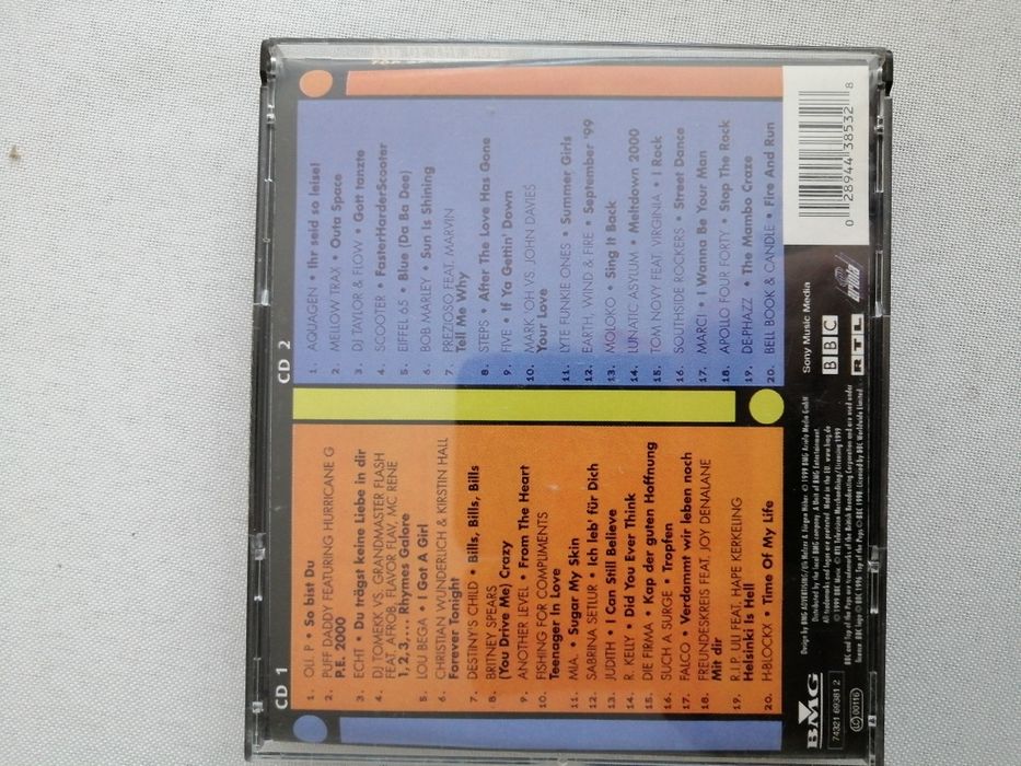 Cd cu muzica străină și romaneasca