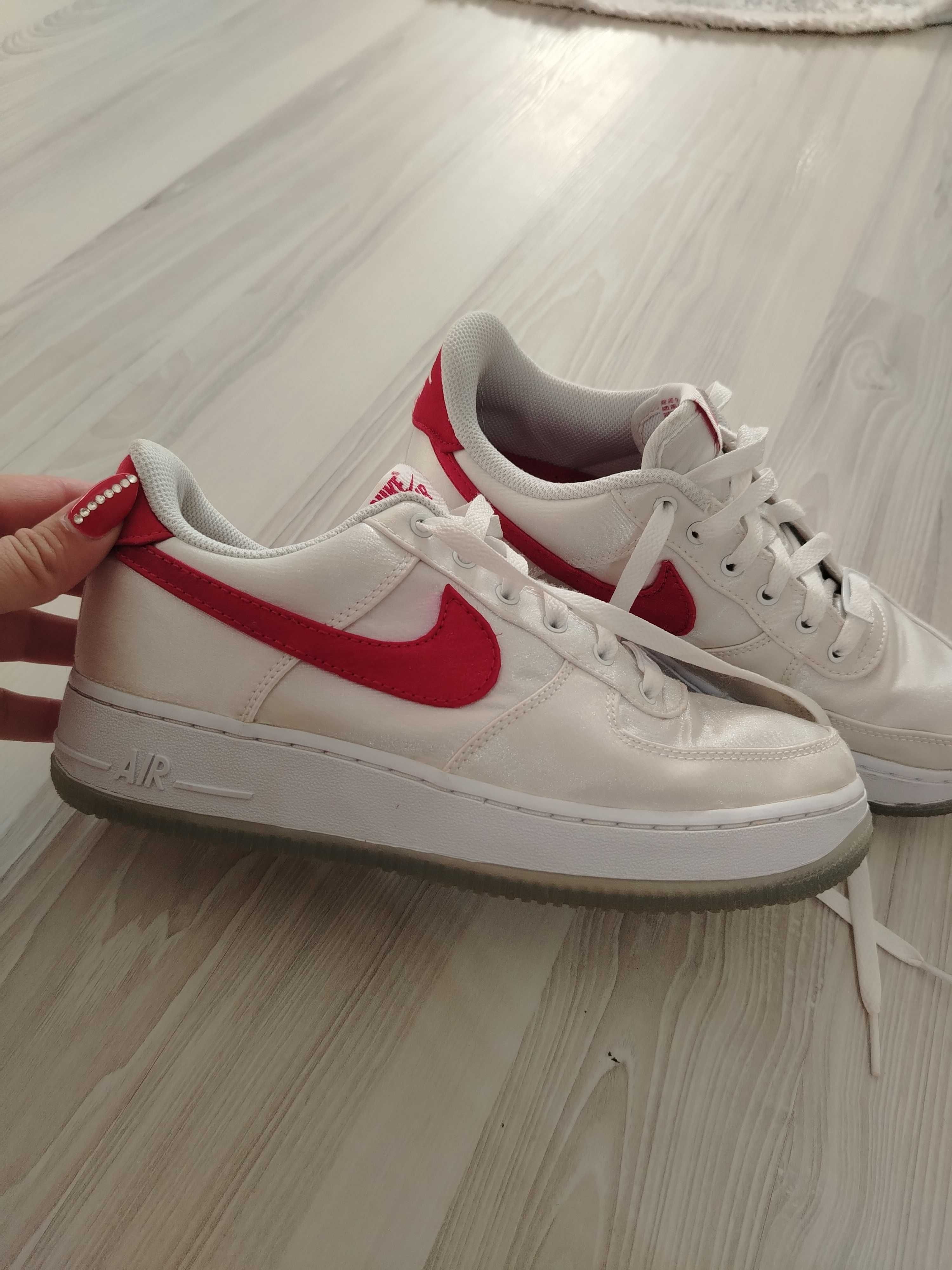 Nike оригинални маратонки