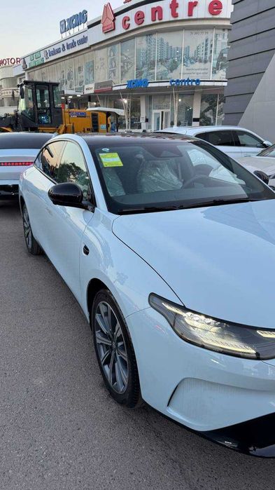 Leapmotor c01 gibrid 2024 v nalichii natarius