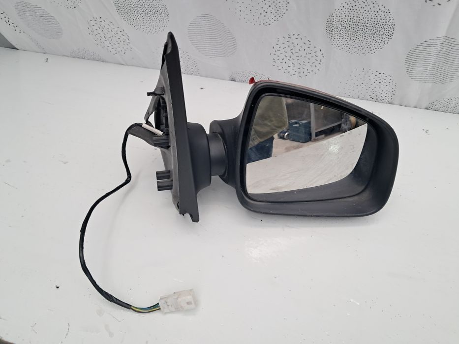 Огледало дясно Dacia Sandero 2019г