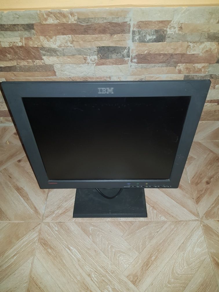Monitor PC marca IBM