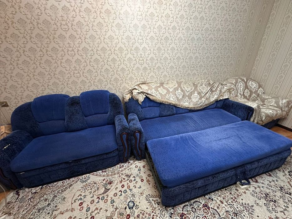 Продается диван.