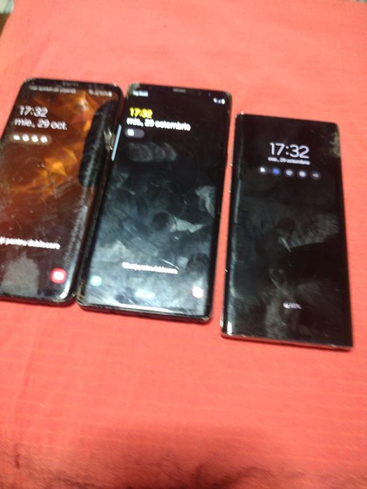 Vând display Samsung note 10plus nou.