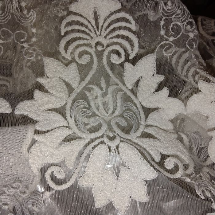 Тюль 5 на 3 в хорошем состоянии