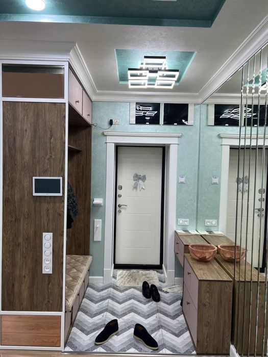 Аренда Парк Бобур 3 ком 2 этаж 4 этажка все ест фото реално срочно