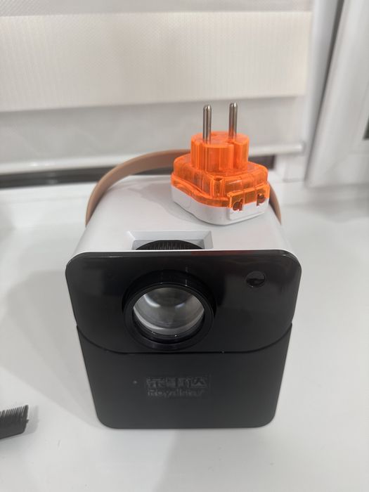 Проектор 15000..