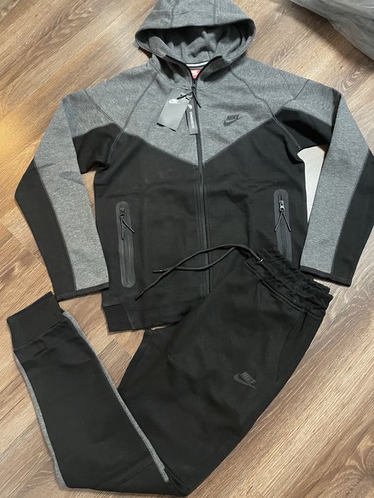 Trening Nike Tech gri