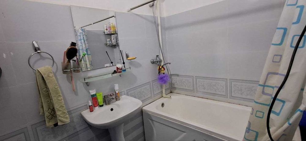 Квартира сотилади