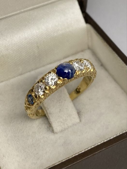 Inel aur 18kt.cu diamante 0.75ct.si safire