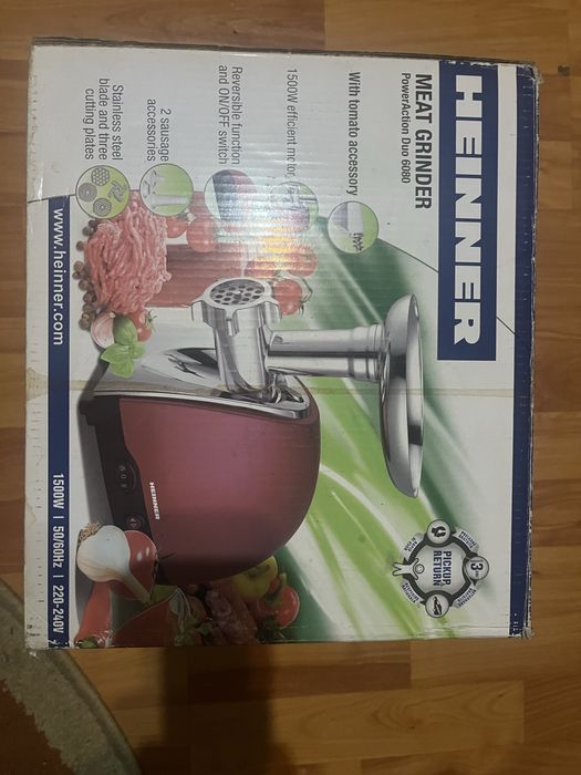 Masina electrica de tocat Heinner