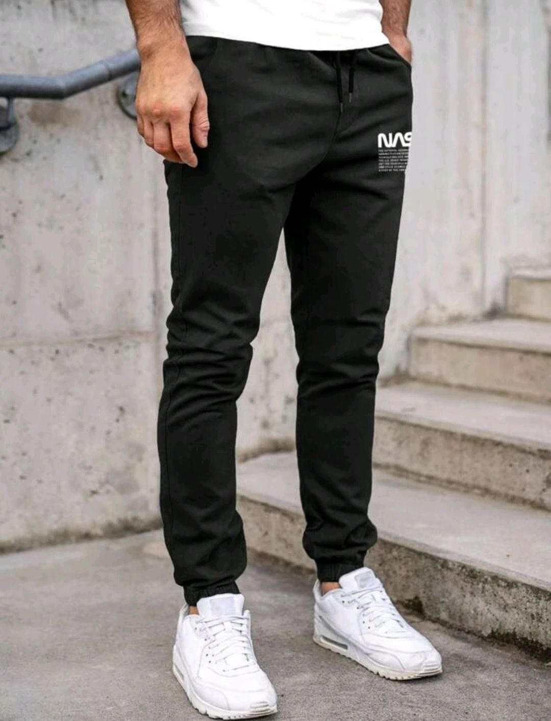 Pantaloni XL- Noi
