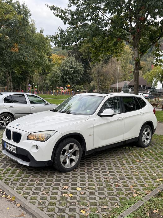 Bmw x1 xDrive Bi-Xenon Automat