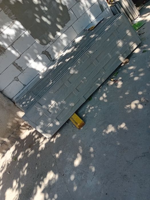 Garduri de beton prefabricate