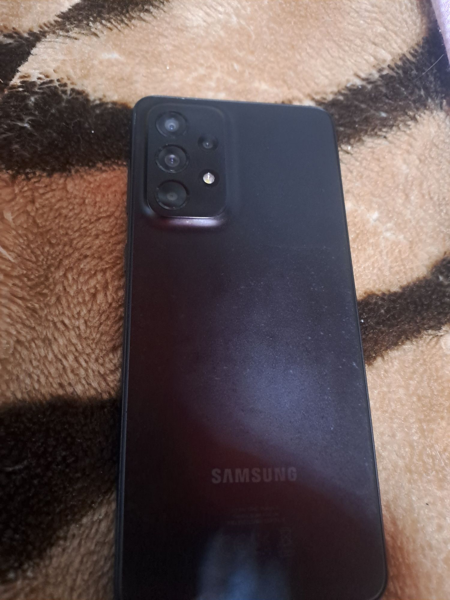 Samsung A33 pt piese nu se mai aprinde 250ron