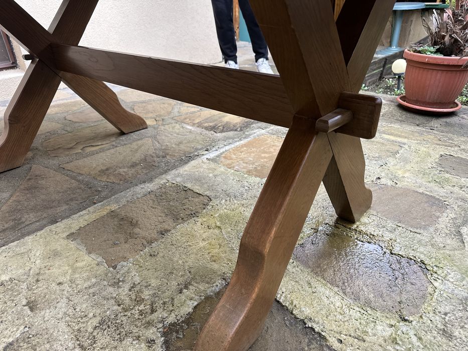 Масивна трапезна маса от дъб