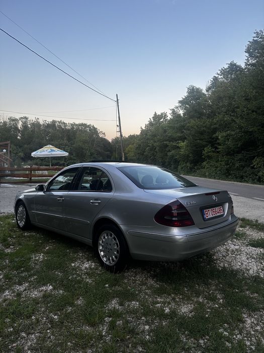 Mercedes E-class 200 elegance