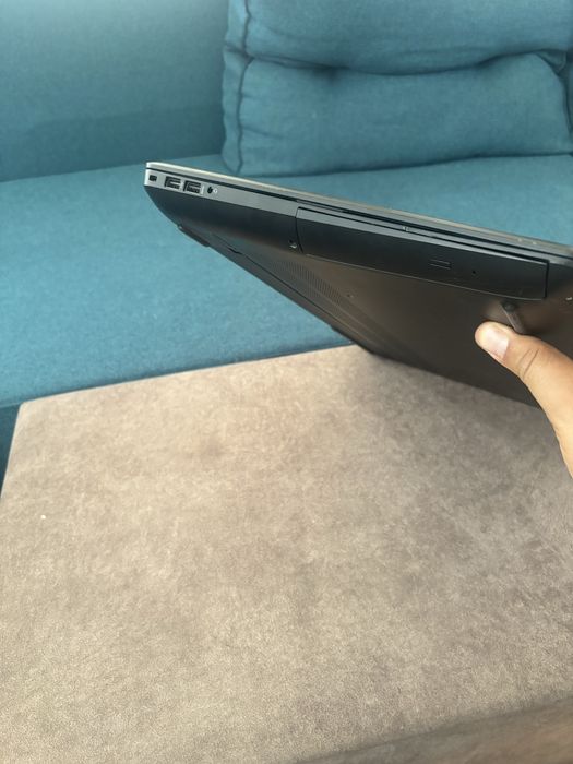 Hp Gaming• 17,3 inch• procesor i5-8300h• 16gb ram• Nvidia GTX 1050