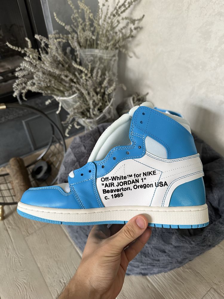 Air Jordan 1 Retro High Off-White University Blue