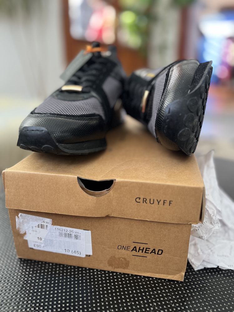 НОВИ! Cruyff Lusso Trainers (мъжки обувки) Номер:44