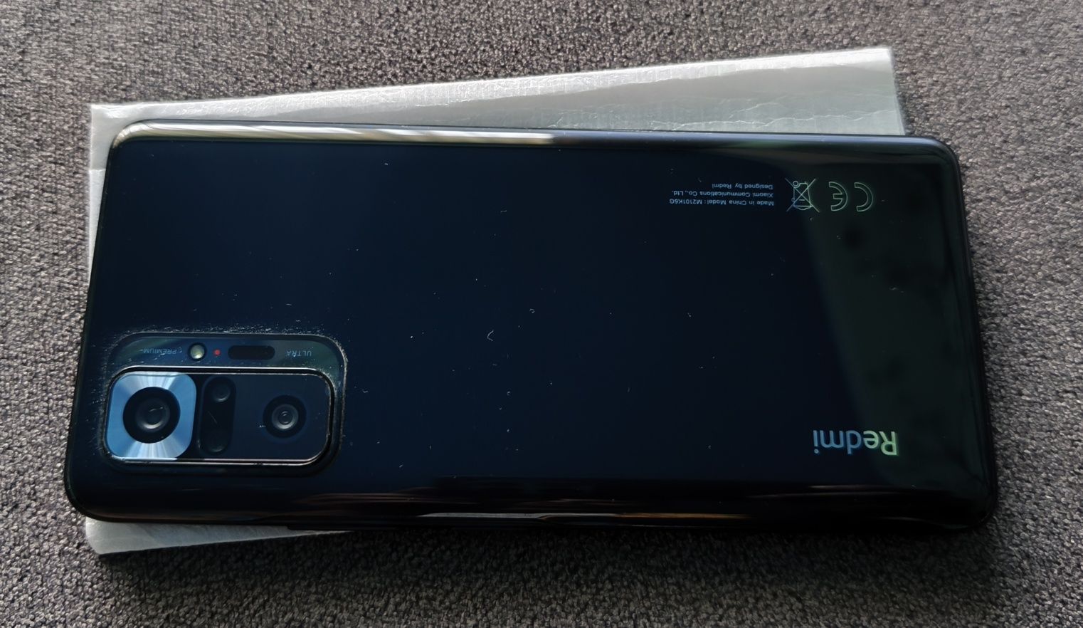 Продавам Xiaomi Redmi Note 10 Pro