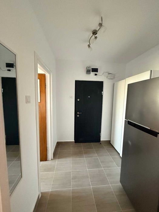 Apartament 2 camere semidecomandat - prima inchiriere - Piata Minis