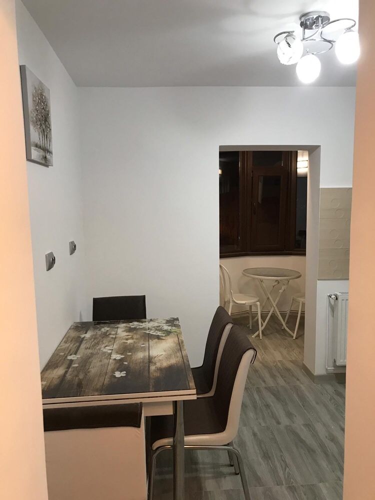 Regim Hotelier Apartament 3 camere de lux, 2 bai, 2 balcoane.