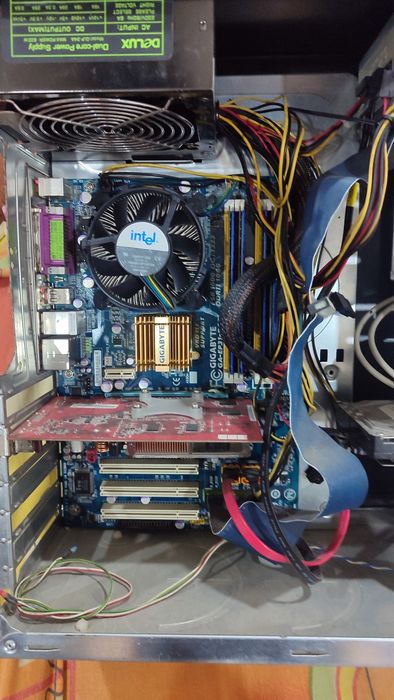 Unitate PC Gigabyte