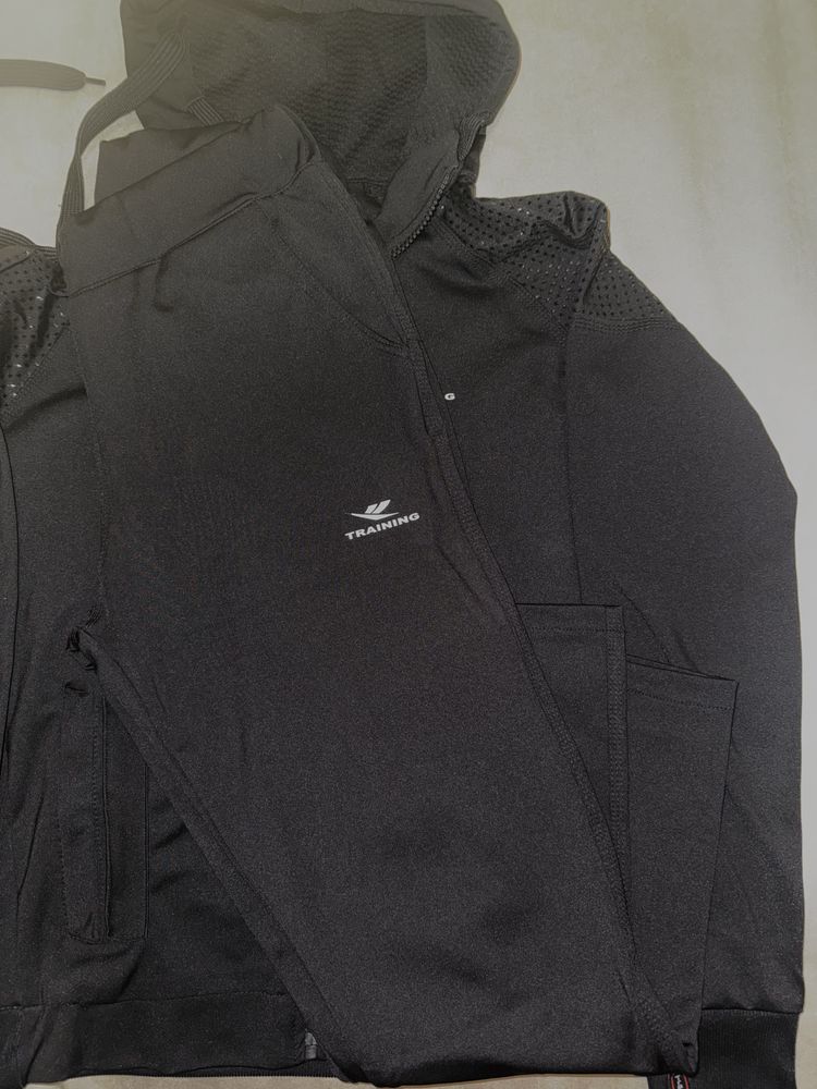 Дамски екип Asics