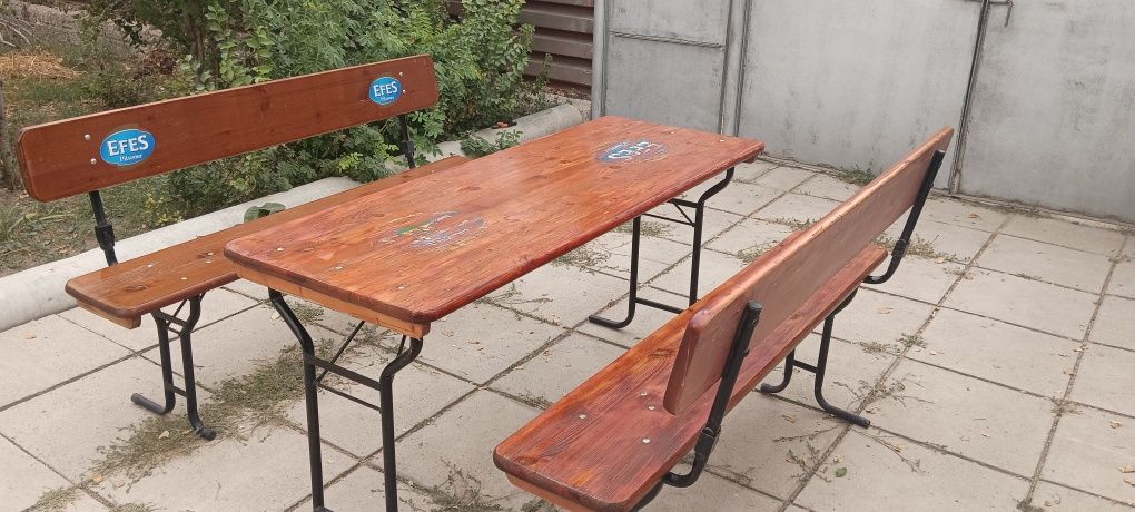Продается стол с  скамейками