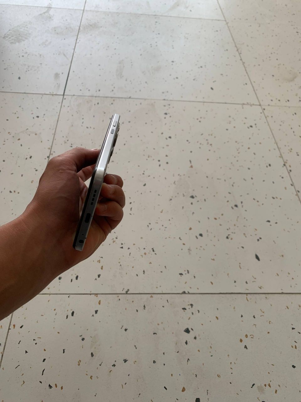 INFINIX HOT 50I karobka dakumentli