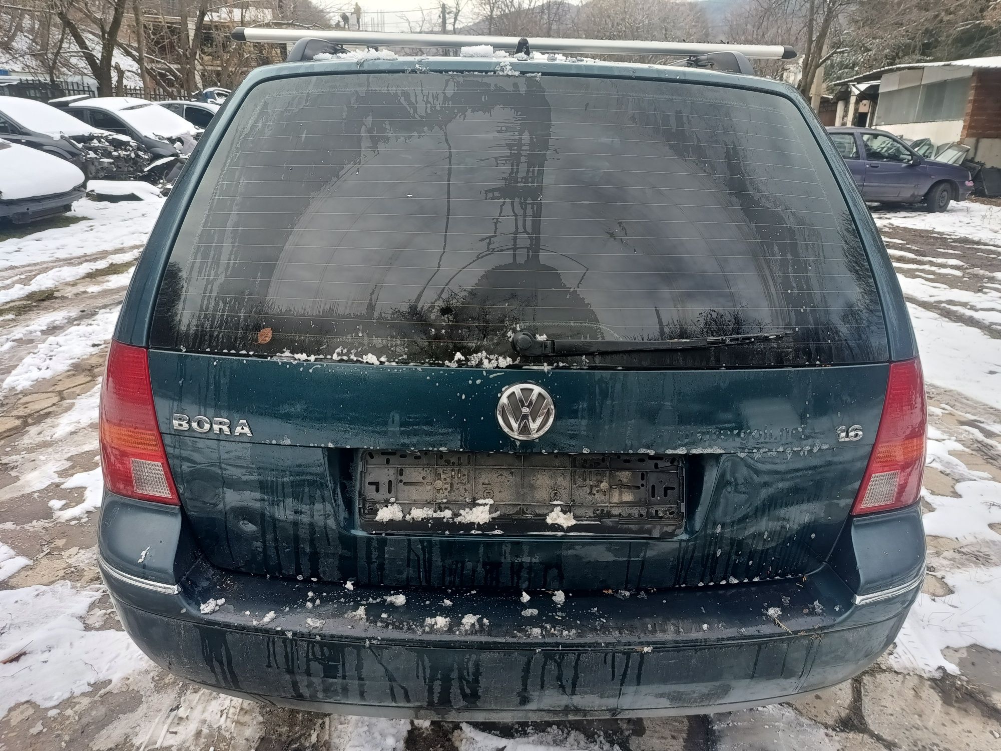 VW Bora Variant(1.6/16v/105kc/AZD)НА ЧАСТИ