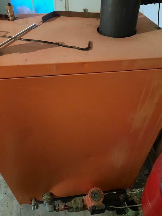 De vanzare Centrala si caruta