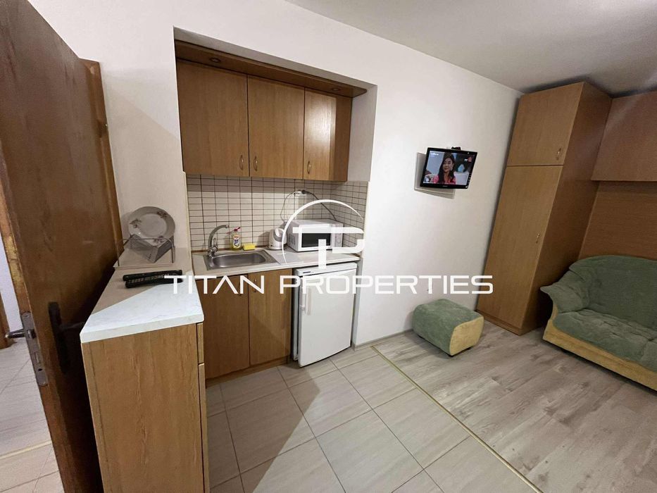 Дава се под наем Двустаен апартамент в Варна, Окръжна болница - 52 кв.м за 409 € - Снимка #1