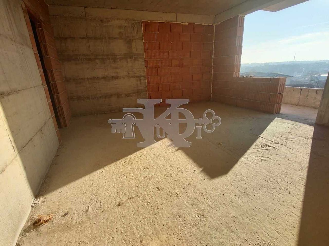 Продава се Тристаен апартамент в Добрич, Христо Ботев - 130 кв.м за 916 €/кв.м - Снимка #4