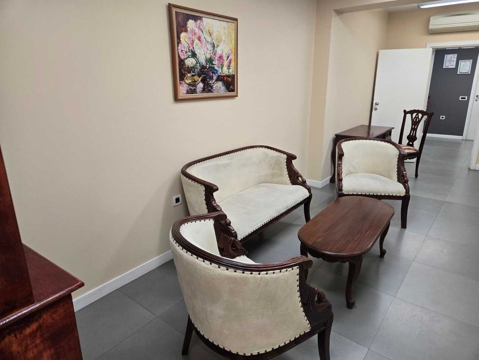 Комплект мебели естествени материали