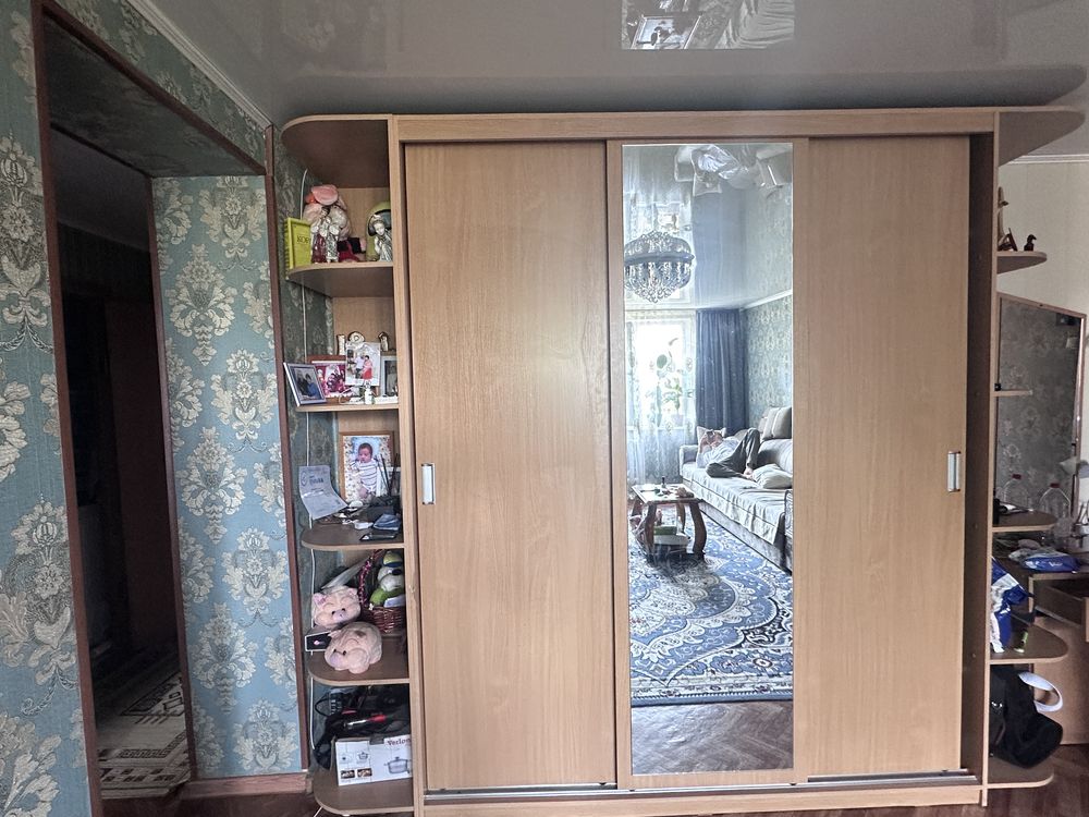 Продается шкаф купе
