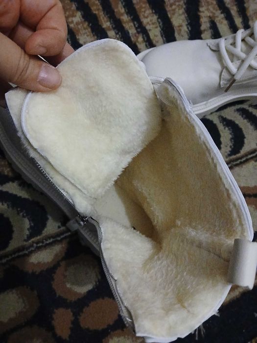 Дамски  модерни ботита