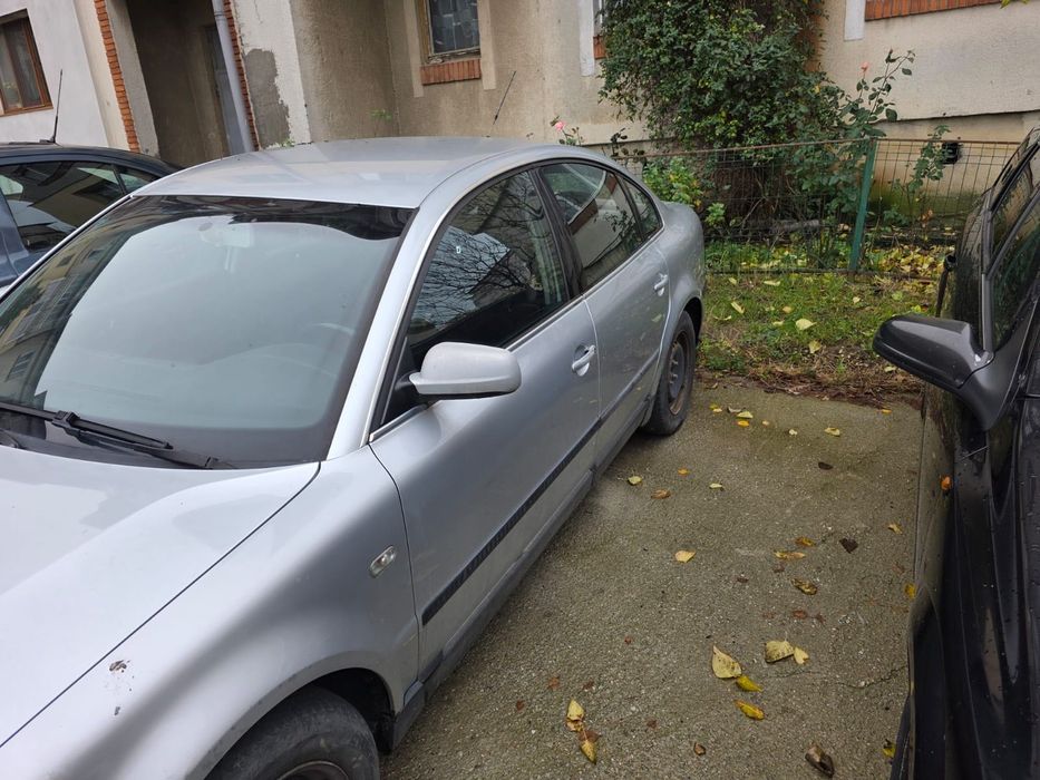 Mașina Passat B5.5