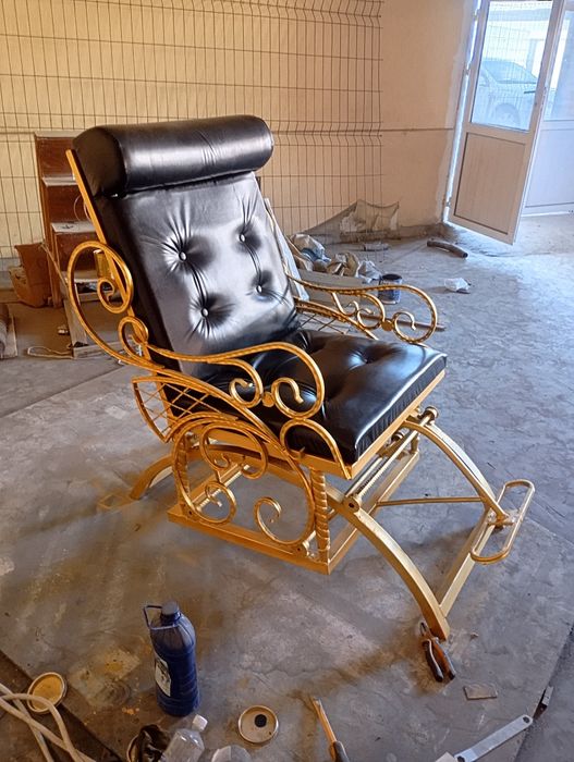 Кресло качалка-Маятниковый механизм.