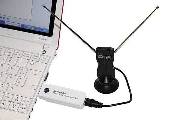 Unitate usb Avermedia AVerTV Volar H830 DVB ,CAPTURE USB