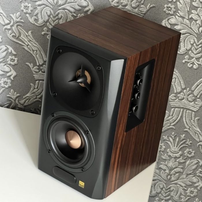 Edifier S360DB 155W Hi-Res аккустичкакая система 2.1