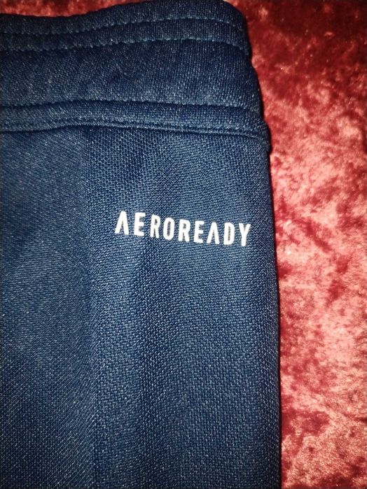 Спортно долнище Adidas aeroready размер XS