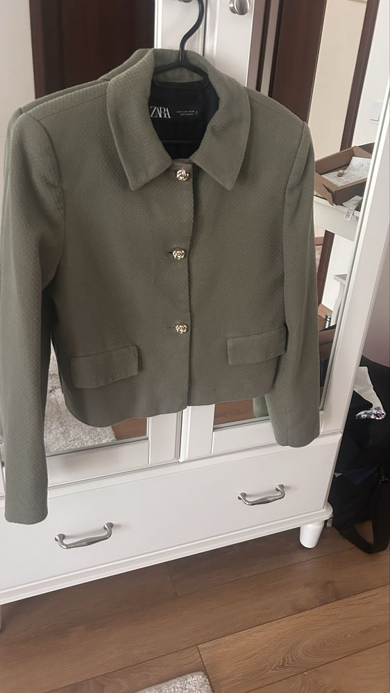 Haina scurta verde Zara
