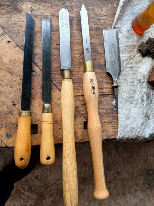 шлайф спарки, длета, стеги, глави за фреза, менгеме,инструменти