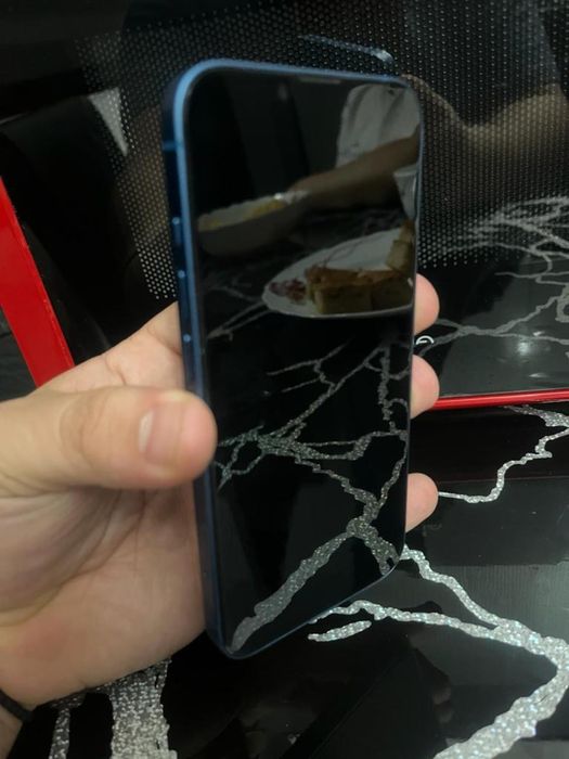 iPhone 13 128gb + huse