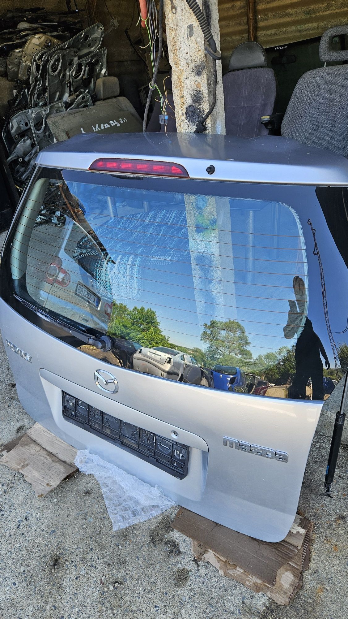 Капак на багажника за Mazda Premacy 2004г.