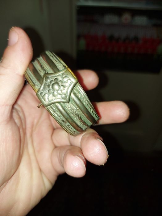 5  броя стари  възрожденски гривни