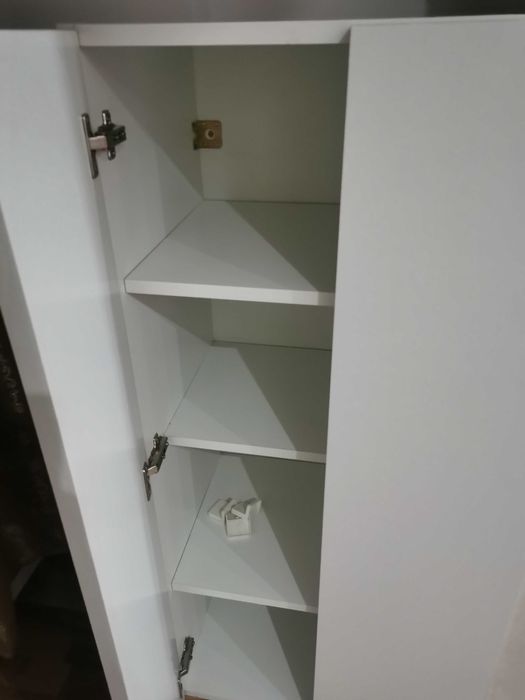 Dulapuri de vânzare